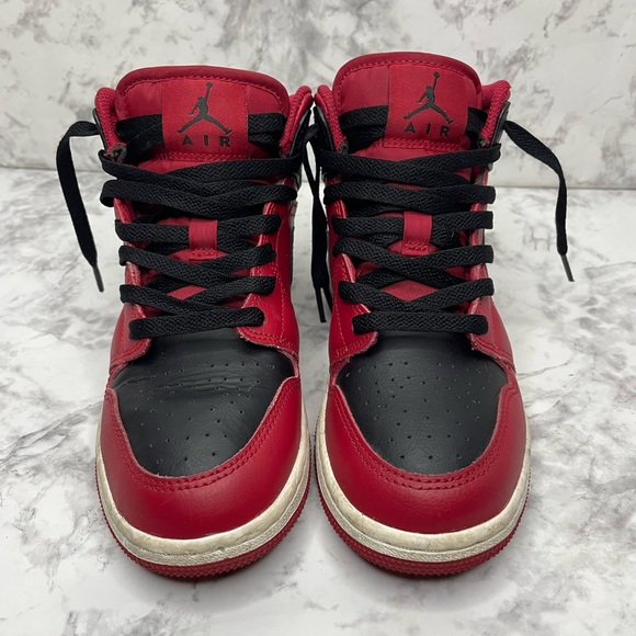Red and Black Nike Air Jordan Kids high top laced Sneaker Shoes - Picture 3 of 5